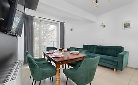 Przestronne Apartamenty W Zakopanem Z Trzema Sypialniami I Parkingiem By Noclegi Renters